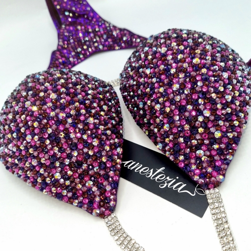 Grape Mist Stock -Sujetador D-DD (Triángulo con copa), Braguita S-M ( U Frontal, corte trasero estilo PRO)